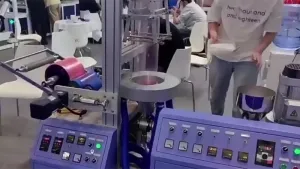 Machine de fabrication de films soufflés de laboratoire au salon CHINAPLAS
