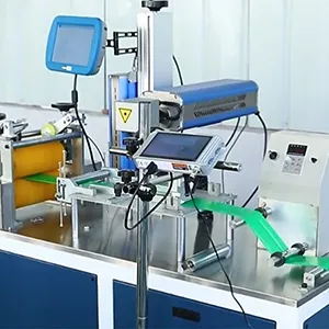 Unité intégrée de perforation laser et de tirage
